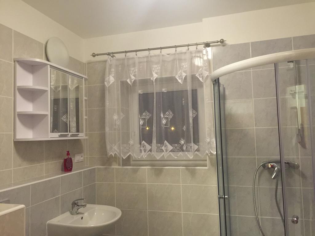 Apartman Na Lukach - Kopretina Třeboň Exteriör bild