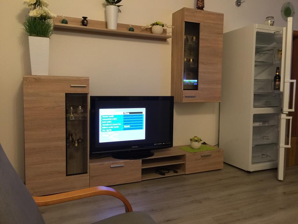 Apartman Na Lukach - Kopretina Třeboň Exteriör bild