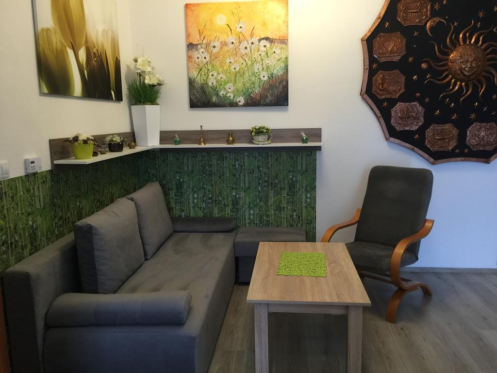 Apartman Na Lukach - Kopretina Třeboň Exteriör bild