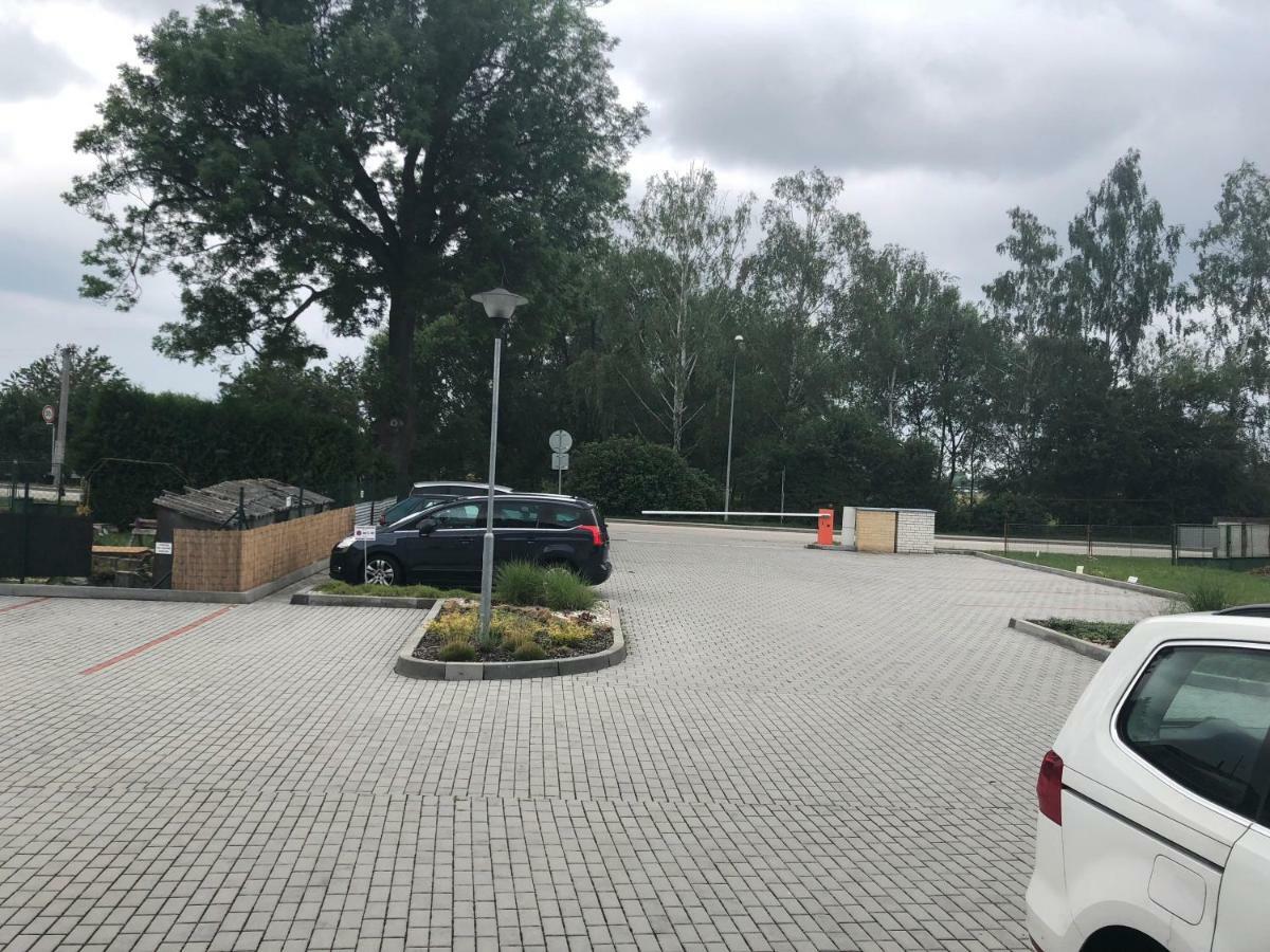 Apartman Na Lukach - Kopretina Třeboň Exteriör bild