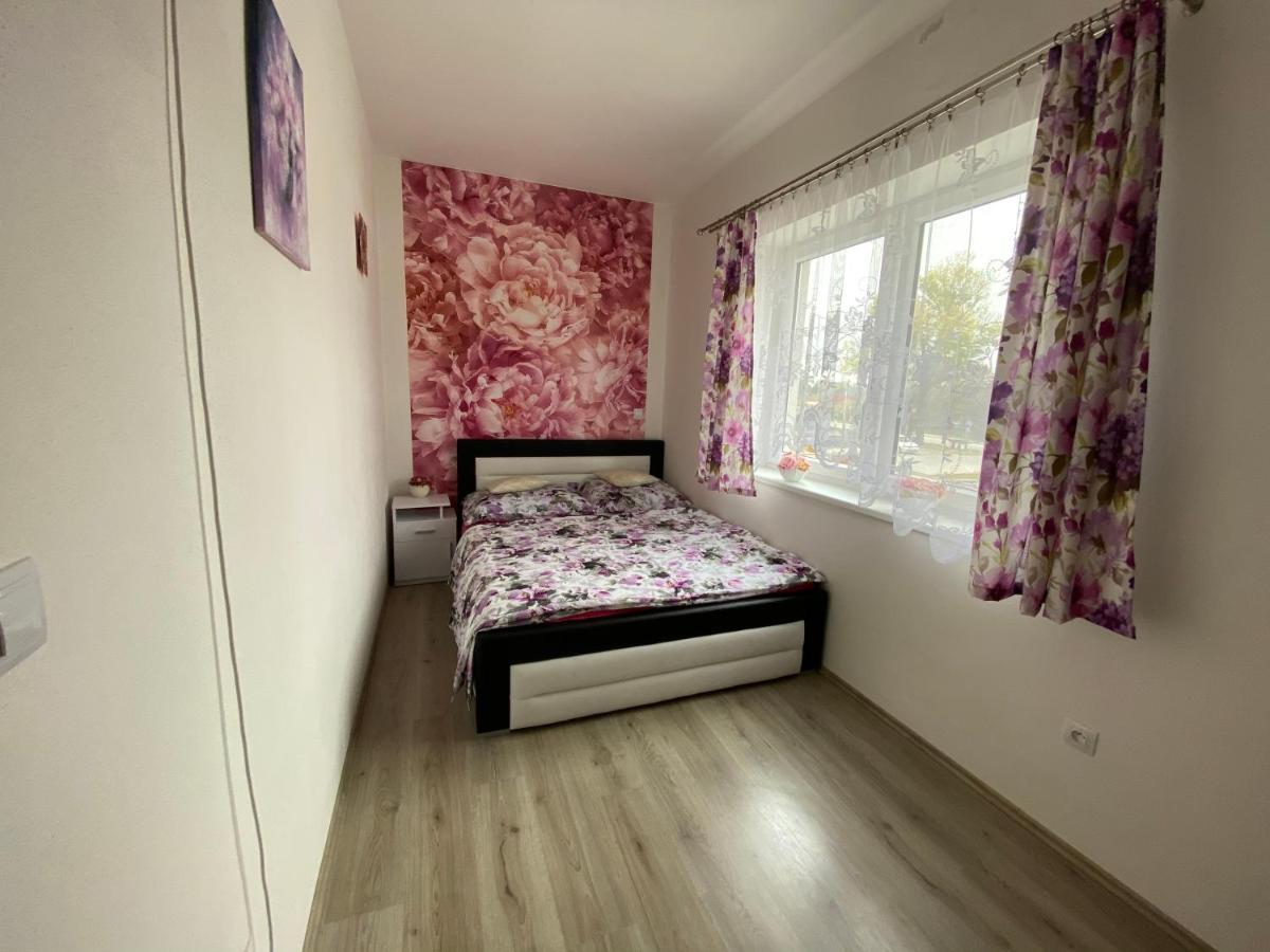 Apartman Na Lukach - Kopretina Třeboň Exteriör bild
